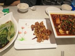 -国人川菜(李家村建东街店)