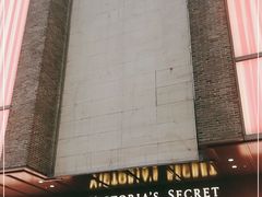 -Victoria's Secret(杭州湖滨银泰in77店)