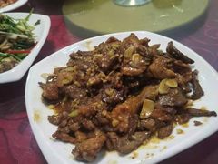 -绿岛酒楼(小海地店)