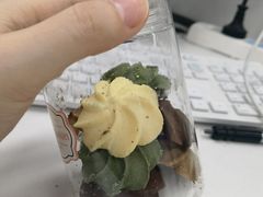 -红宝石·鲜奶小方·海派西点房(南丹店)