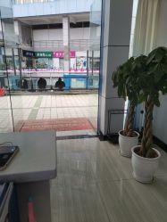 -蕾特恩专业祛痘·皮肤管理