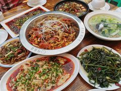 -弓虽昌焖烧鸡(大竹林店)
