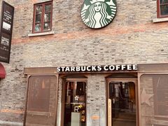 -星巴克臻选(上海今潮8弄店)