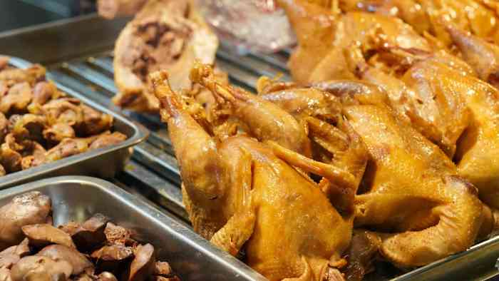 刘家烧鸡-"这个星期六要回老家去了,一大早就准备去回.