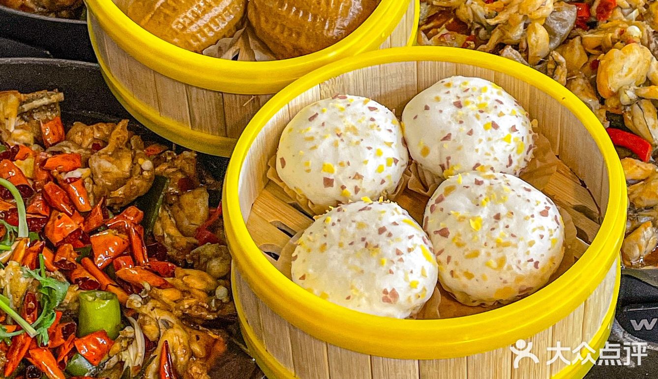 坐标南京，18r一只的巨大烤蛙真的会爱！！  