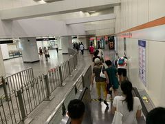 -常熟路(地铁站)