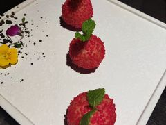 -江上荟·创意中国菜(绿地缤纷城店)