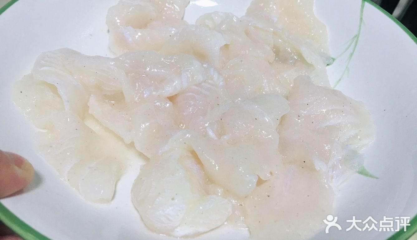 营养价值高，肉质细腻，骨刺少，热量低