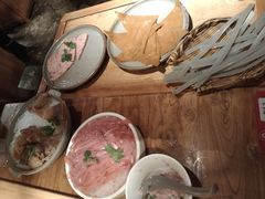 -城墙拐拐火锅(三峡广场黑金冠店)