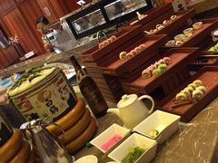 -南湖名都·景湖轩全日制餐厅·海鲜自助·东南亚风味·临湖而食