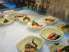 -腾阁自助餐厅(朝林广场店)