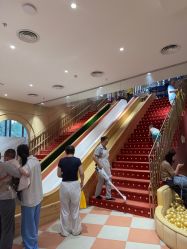 -奈尔宝·儿童乐园·亲子餐厅(前滩店)