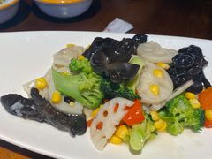 荷塘小炒-宏大运餐厅(传媒大学店)