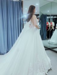 -艾米丽婚纱礼服