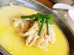 田园鸡汁笋衣-蜜桃餐厅·伴山(湖滨商业街店)