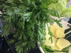 -何鲜菇火锅(大营盘店)