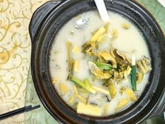 -鹏城人家海鲜酒家·23年老字号(较场尾店)
