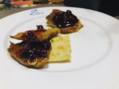 法式香煎鹅肝-小天鹅戴斯酒店鲸鲨百汇创作料理