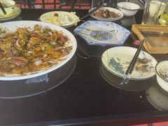-壹阁胡羊焖饼(特色小吃街店)