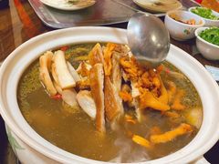 -杨记山珍鸡煲菌汤锅
