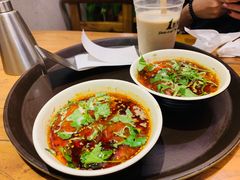 -万记麻辣烫国展总店