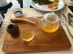 人参陈皮花胶鸡汤-广州花园酒店-凌璇阁360度高空海鲜自助餐CAROUSEL