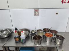 -文山荷鲜居(翠湖店)