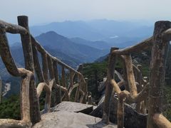 -罗田薄刀峰风景区