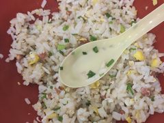 -江城燕子大排档(江汉路步行街店)