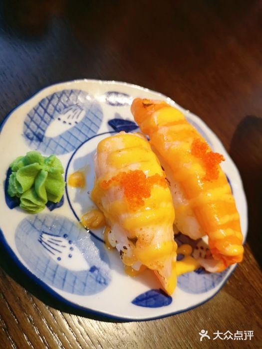 鱼禾岸·和鳗里国民日料(中航城天虹购物中心店)火焰蟹柳寿司图片