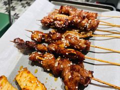 蜜汁排骨-何妹湿辣牛肉·粤式烧烤砂煲(桂雅路店)