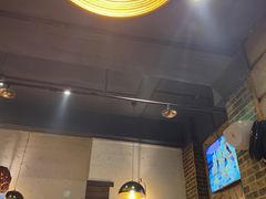 -何师烧烤·香辣蟹·川菜·30年老品牌(太古里旗舰店)