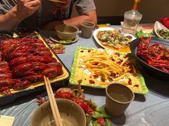 -肥肥虾庄·金牌油焖大虾(东湖欢乐谷店)