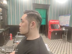 -海文先生国潮烫染男士理发馆