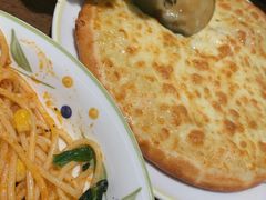 榴莲披萨-萨莉亚意式餐厅(杭州滨江天街店)