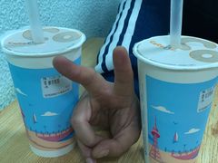 -三只松鼠(青岛CBD万达店)