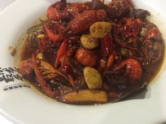 -龙巢盱眙龙虾·牛蛙·烧烤宵夜(八卦岭店)
