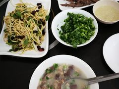 -何记羊汤馆(丽水佳源店)