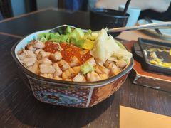 生烤三文鱼腩牛油果盖饭-山葵家·创意料理(宁波来福士店)