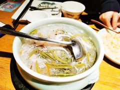 莼菜银鱼羹-吴越荣记苏州菜·松鼠桂鱼100%活鱼现做(斜塘老街店)