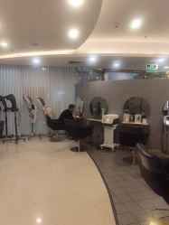 -八佰伴8008星级形象店