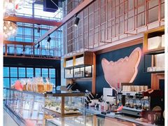 面包甜点陈列柜-牛角村(大族广场店)