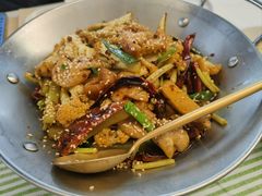 -渔语鱼新川菜Bistro(万象天地店)