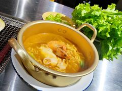 -马路牙子地桌烤肉(工体店)
