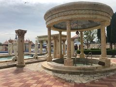 -泉城欧乐堡戏水湾艺术养生温泉