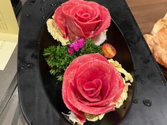 玫瑰雪花牛舌-捞王锅物料理(上海世茂广场店)