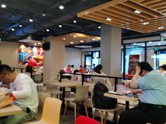大堂-永和大王(蛙嫩鸡香煲煲鲜·军博店)