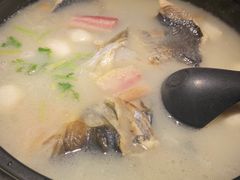 -卢大鲜鱼头捞饭(美利广场店)