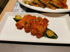 金沙咸蛋黄焗鸡翅-桂满陇·手作小笼包&江南叫花鸡(中山公园店)