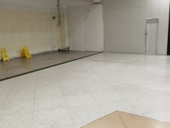 -新世界新丸中心-地下停车场